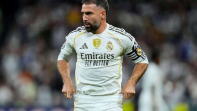 من المقرر أن يغيب كارفاخال لاعب ريال مدريد لفترة طويلة عن الملاعب بسبب إصابة في الركبة
 ستاديوم بوست