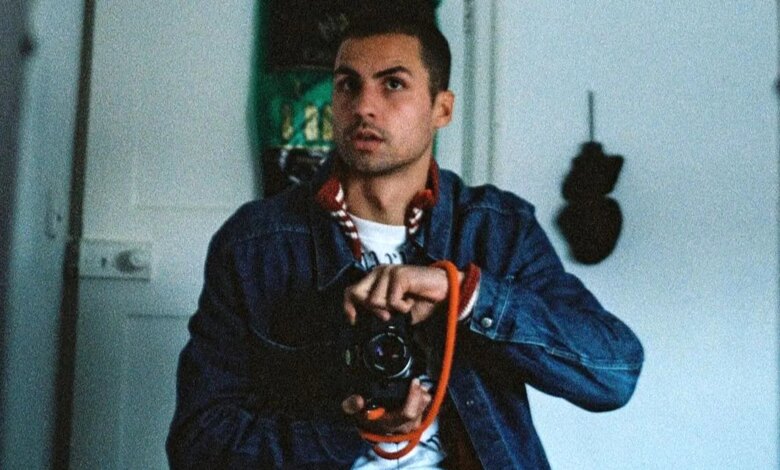 الفائز بالدوري الأوروبي من توتنهام، 27 عامًا، يتقاعد بهدوء ليصبح مصورًا بعد أشهر من مباراة بلباو
 ستاديوم بوست