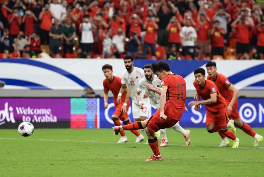 الصين تسجل الهدف الوحيد من ركلة جزاء أمام البحرين لتختتم مشوار تصفيات كأس العالم (محدث)-شينخوا
 ستاديوم بوست
