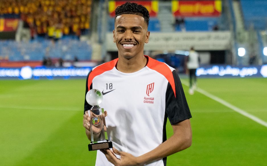 مصعب الجوير لاعب القادسية هو أفضل لاعب شاب لهذا الموسم في RSL