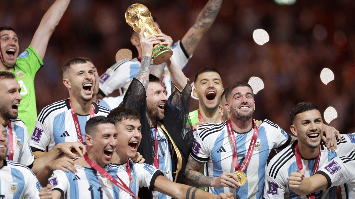 أخبار نقل أرسنال: "لقد كتبت 56 تقريرًا عن الفائز بكأس العالم ورفضه الجانرز" ، يكشف كبير الكشافة
 ستاديوم بوست