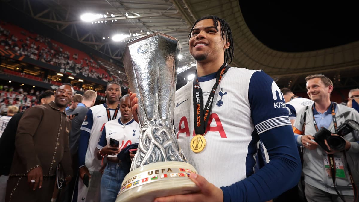أصغر 10 لاعبين في تاريخ الدوري الأوروبي
 ستاديوم بوست
