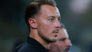 الأهلي والرياضي: يايسله يتحسّر على ضياع الفوز.. وكاليها تتمتع بالنقطة الجديرة بالثقة
 لاليغا