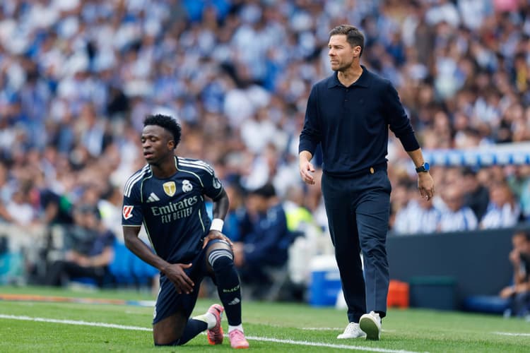 فيني جونيور وتشابي ألونسو