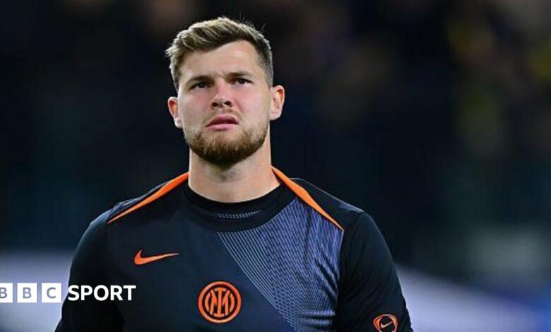 جوزيب مارتينيز: توفي رجل بعد اصطدام كرسي متحرك بسيارة حارس إنتر
 ستاديوم بوست