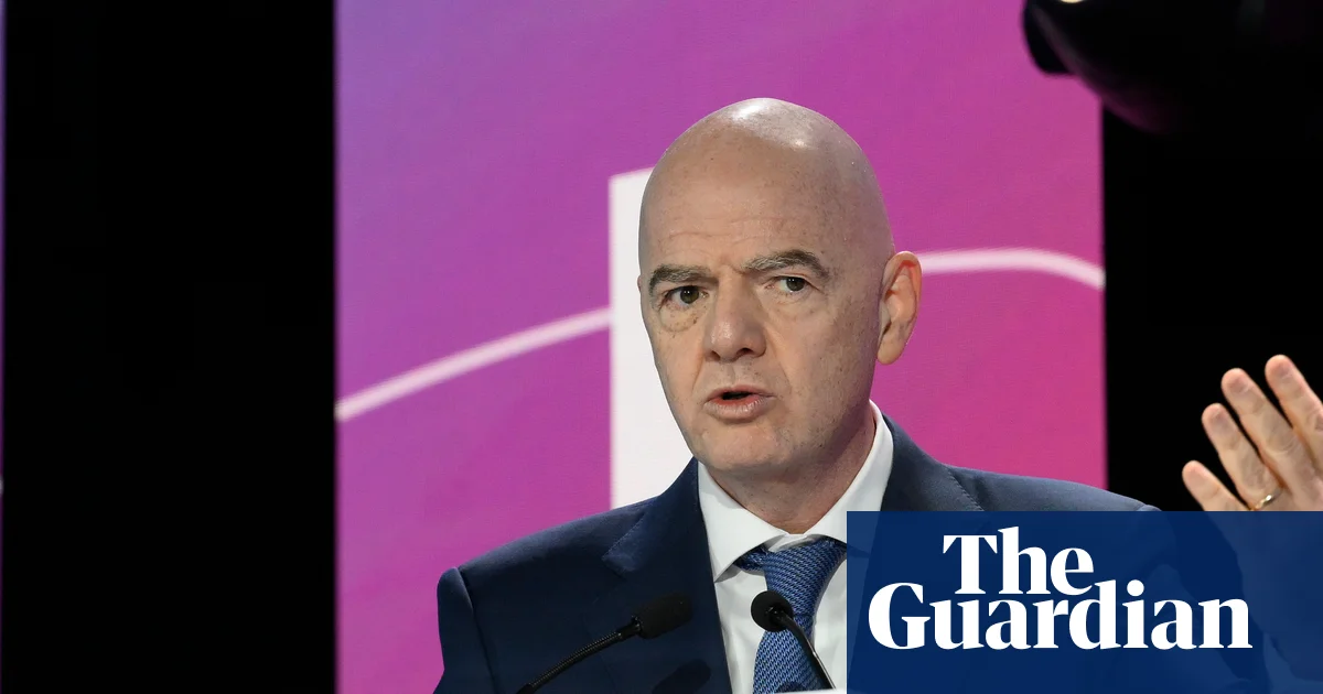 جياني إنفانتينو يظل "منفتحًا" بشأن تأجيل نهائيات كأس العالم من الصيف | الفيفا
 ستاديوم بوست
