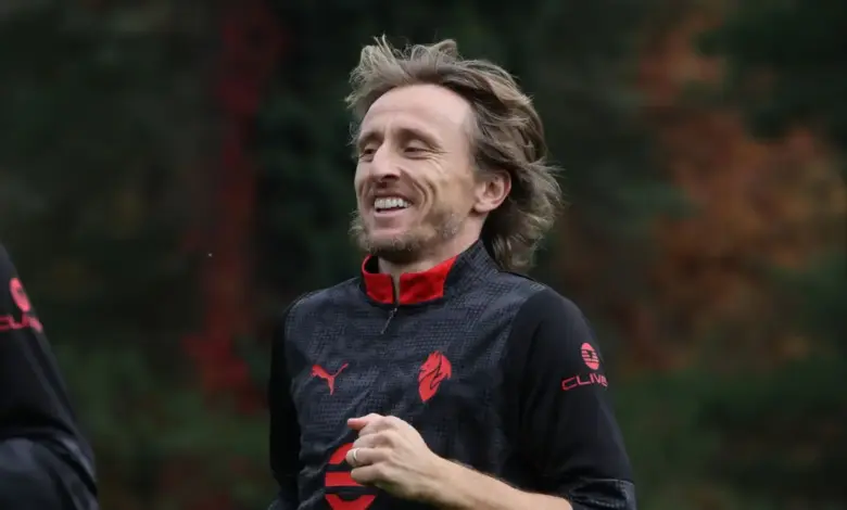 لوكا مودريتش يفوز بجائزة أفضل لاعب في الدوري الإيطالي لشهر سبتمبر!
 ستاديوم بوست