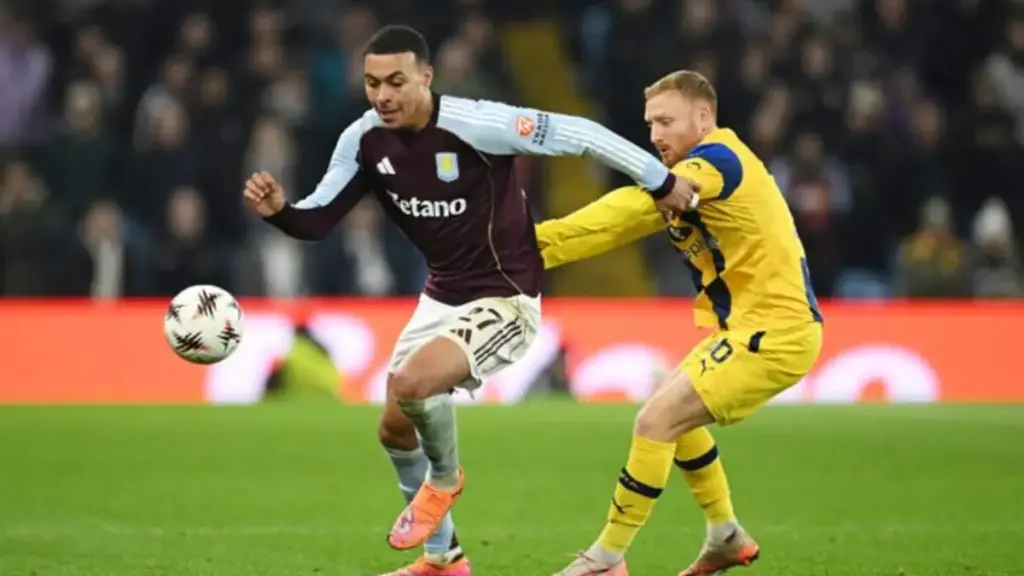 مورجان روجرز يمدد عقده مع أستون فيلا
 ستاديوم بوست