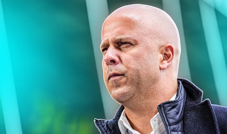 مدرب ليفربول آرني سلوت