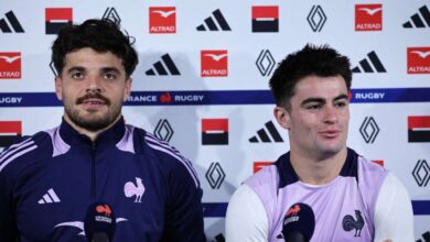 فرنسا ستطرح ثنائي نصف ظهير جديد ضد سبرينغبوكس
ستاديوم بوست