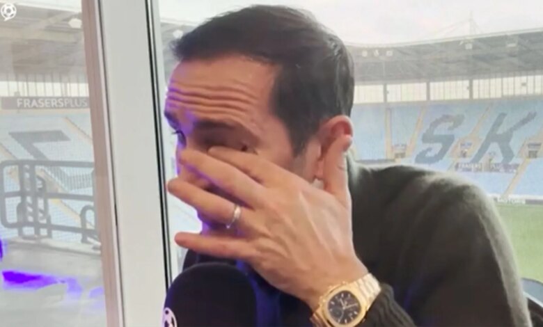 "هذا مذهل" - أصبح فرانك لامبارد عاطفيًا بشكل واضح في مقابلة حميمة مع مشجع كوفنتري
ستاديوم بوست