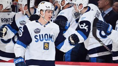 أصبح فريق الهوكي الفنلندي أول من يكشف عن قمصانه الخاصة بأولمبياد 2026
ستاديوم بوست
