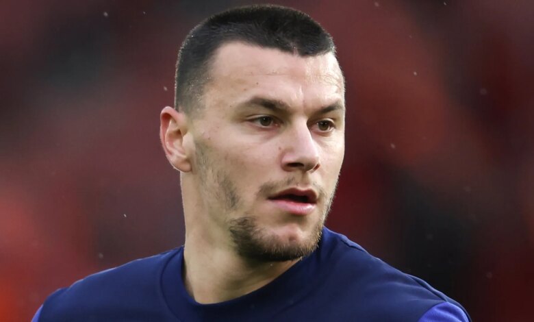 تم إيقاف مهاجم البطولة البالغ من العمر 26 عامًا تسع مباريات بسبب الإساءة العنصرية للاعب مانشستر يونايتد السابق
ستاديوم بوست