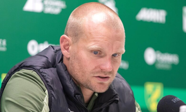 أقال نورويتش ليام مانينغ بعد أن أثبتت هزيمة الكناري في اللحظات الأخيرة أمام ليستر القشة الأخيرة
 ستاديوم بوست