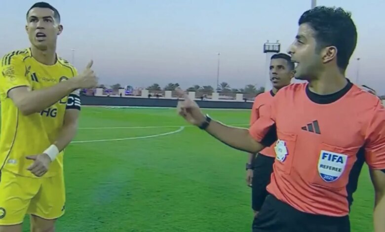 "استمر بهذه الطريقة" - كريستيانو رونالدو يصرخ بسخرية على الحكم خلال مباراة النصر
 ستاديوم بوست