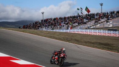 ماركو بيزيكي سائق أبريليا يحتل المركز الأول في سباق الجائزة الكبرى البرتغالي
 ستاديوم بوست