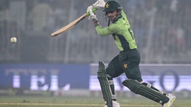 حقق الغزالون الباكستانيون فوزًا بسبعة ويكيت على جنوب إفريقيا للمطالبة بسلسلة ODI
 ستاديوم بوست