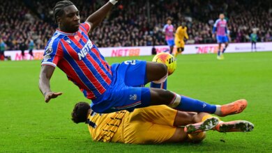 تقنية VAR تنقذ اللاعب الصاعد جايدي كانفوت من خجله أثناء تقدمه ليحل محل Guehi في M23 Derby
ستاديوم بوست