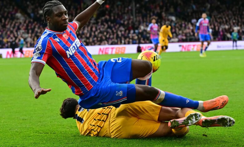 تقنية VAR تنقذ اللاعب الصاعد جايدي كانفوت من خجله أثناء تقدمه ليحل محل Guehi في M23 Derby
ستاديوم بوست