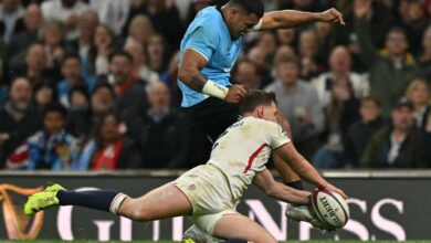 "فرقة القنابل" التابعة لإنجلترا تجتاح فيجي الجريئة
 ستاديوم بوست