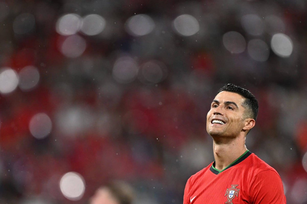 إن تخفيف العقوبة المفروضة على كريستيانو رونالدو ليس مفاجئاً، فكأس العالم بدونه لن يكون كافياً بكل بساطة