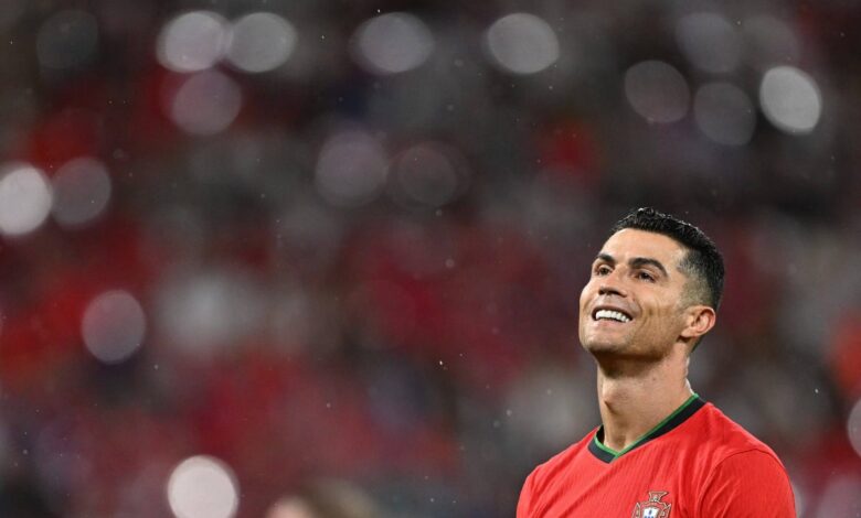 إن تخفيف العقوبة المفروضة على كريستيانو رونالدو ليس مفاجئاً، فكأس العالم بدونه لن يكون كافياً بكل بساطة