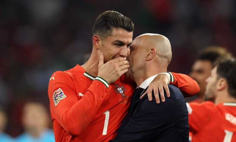 TAFC: تأجيل كأس العالم لكريستيانو رونالدو، ودور نجم إستيفاو، وجدل مركز كينيدي