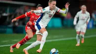 أفضل 30 لاعبة كرة قدم في أوروبا