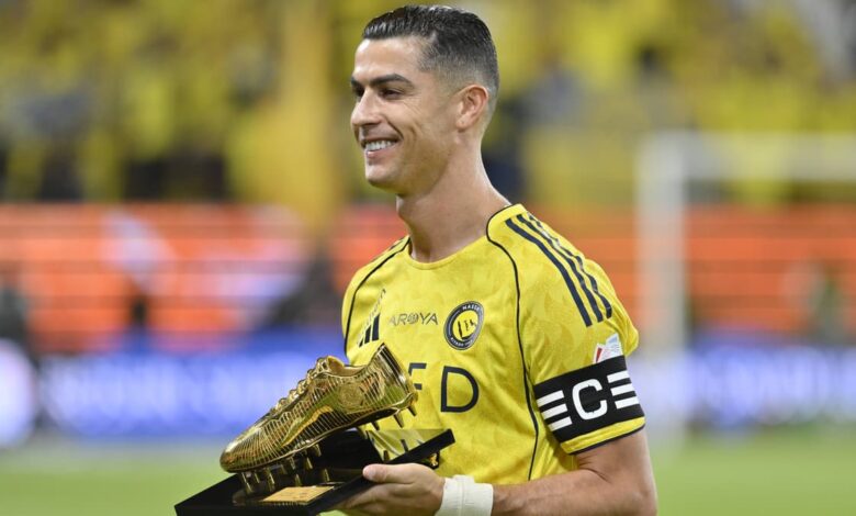 أخبار انتقال كريستيانو رونالدو: أسطورة البرتغال يتخلى عن اعتزاله قنبلة
ستاديوم بوست