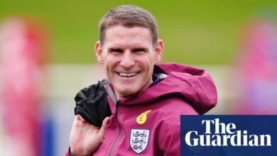 أنتوني باري: "يجب أن يبدو قميص إنجلترا وكأنه عباءة، وليس درعًا للجسم" | انجلترا
 ستاديوم بوست