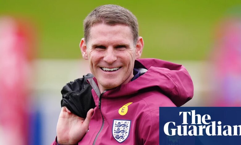 أنتوني باري: "يجب أن يبدو قميص إنجلترا وكأنه عباءة، وليس درعًا للجسم" | انجلترا
ستاديوم بوست