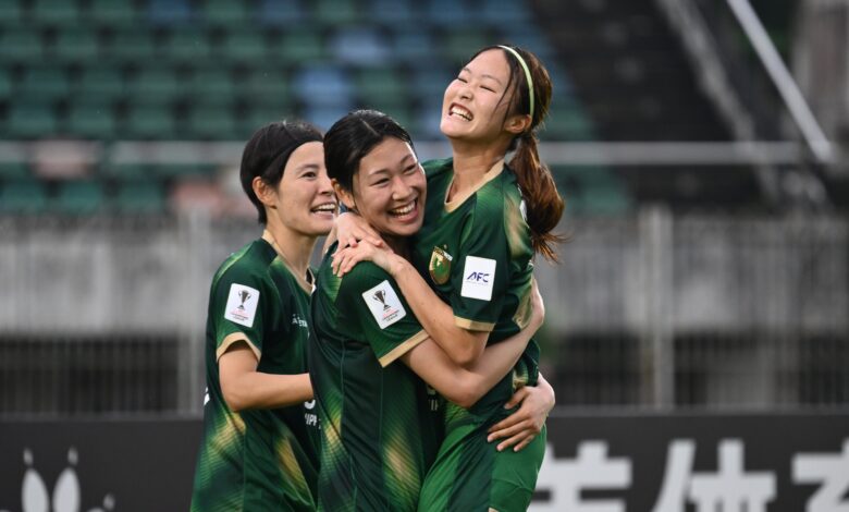 المجموعة الثالثة: طوكيو فيردي بيليزا (اليابان) 4-0 نايغوهيانغ للسيدات (PRK).
ستاديوم بوست