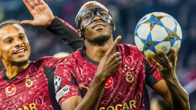 رسميًا: بعد ثلاثية فيكتور أوسيمين، أياكس يتخذ قرارًا جريئًا
ستاديوم بوست