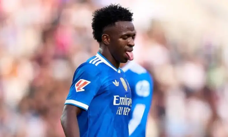 (فيديو) فينيسيوس جونيور يشتبك مع جماهير رايو في تعادل ناري بالدوري الإسباني
 ستاديوم بوست