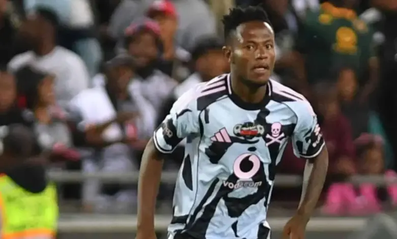 ماسندي نيمتاجيلا، نسمة من الهواء المنعش لبافانا بافانا
ستاديوم بوست