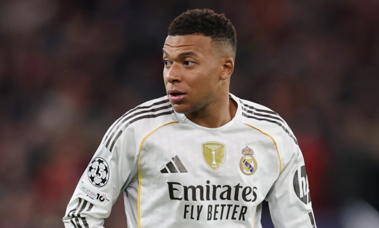 مبابي يمثل أمام المحكمة في معركة الحامية مع سان جيرمان
لاليغا