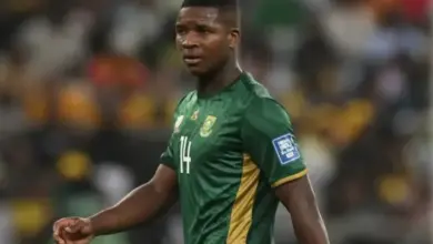 مبيكيزيلي مبوكازي يتلقى دعمًا كبيرًا من جافين لين!
ستاديوم بوست