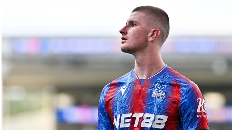 آدم وارتون، كريستال بالاس