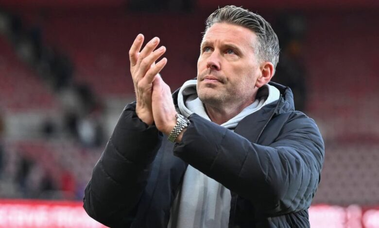 يوافق الذئاب على صفقة روب إدواردز المثيرة للجدل كما صدر بيان رسمي
ستاديوم بوست