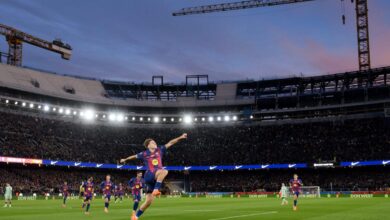 برشلونة يحتفل بالعودة إلى كامب نو بفوزه على أتلتيك بلباو في الدوري الإسباني