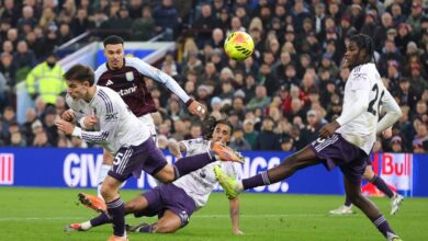 أستون فيلا 2 مانشستر يونايتد 1: هل يستطيع إيمري أن يحلم باللقب؟ ما تأثير إصابة برونو؟