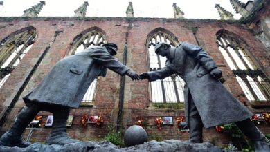 هل كانت هناك هدنة عيد الميلاد في الحرب العالمية الأولى؟ بالإضافة إلى ذلك: سيمينيو يتطلع إلى تحرك مان سيتي، تمثال يامال الغريب