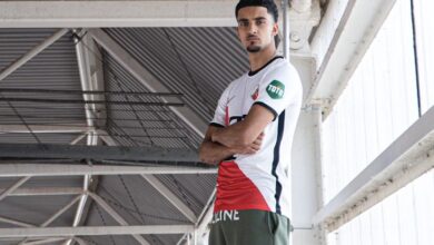 زيدان اقبال لاعب نادي اوترخيت