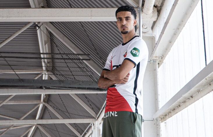 زيدان اقبال لاعب نادي اوترخيت