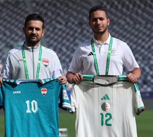 منتخب العراق و الجزائر في كاس العرب