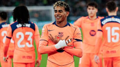 استخدم برشلونة لامين يامال مركزيا. لقد تسبب في الفوضى