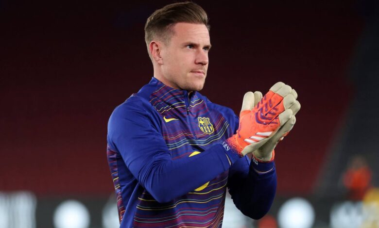 عاد مارك أندريه تير شتيجن إلى برشلونة. ماذا سيحدث بعد ذلك؟