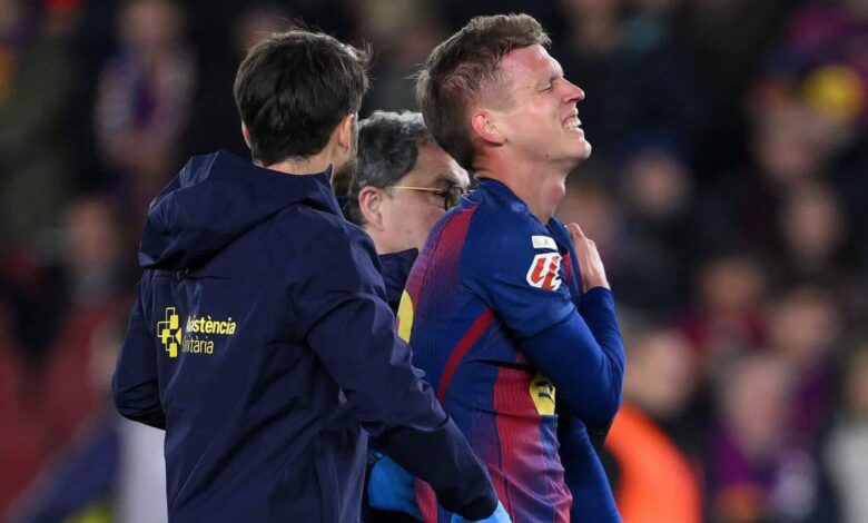 لاعب برشلونة داني أولمو يتعرض لخلع في مرمى هدف التهديف، ومن المتوقع أن يغيب لمدة شهر