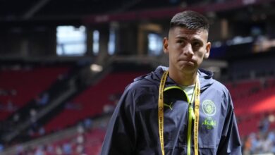 وضع كلاوديو إيتشيفيري، لاعب مانشستر سيتي، اللمسات الأخيرة على انتقاله على سبيل الإعارة إلى جيرونا