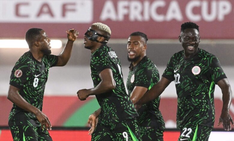 نيجيريا 4 موزمبيق 0: هل يستطيع أحد إيقاف أوسيمين ورفاقه؟ هل إيوبي هو في الواقع الرجل الرئيسي في سوبر إيجلز؟